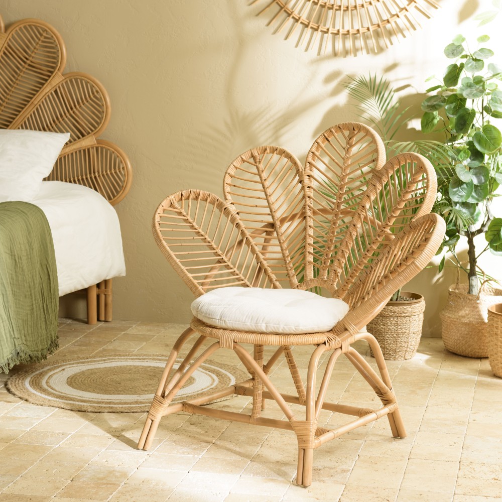 KALLY - Honey Brown Rattan Flower Armchair KALLY - Honey Brown Rattan Flower Armchair