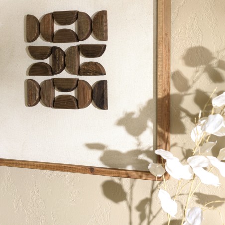 Wall decoration in recycled pine with geometric patterns, 62 x 62 cm