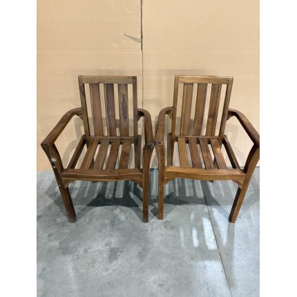 SECONDE MAIN - Ensemble de 2 fauteuils empilables en bois teck huilé