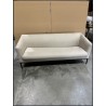 SECONDE MAIN - Canapé beige 3 places pieds en métal noir