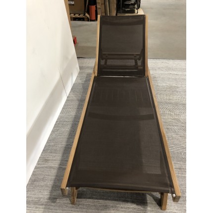 Bain de soleil couleur taupe en Teck |  SECONDE MAIN