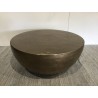 Round shell coffee table 90x90cm in antique gold aluminium | Second Hand Round shell coffee table 90x90cm in antique gold aluminium | Second Hand