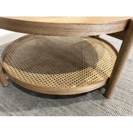 Table basse en bois 80.5cm avec tablette en rotin | Seconde Main