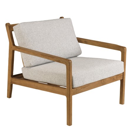 Garden armchair made from recycled teak in a natural finish