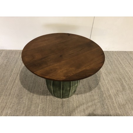 60x60 cm coffee table in mango wood with green enamel finish | Macabane Furniture