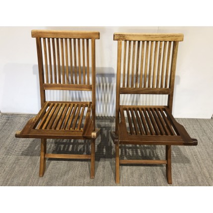 SECONDE MAIN - Lot de 2 chaises en teck huilé