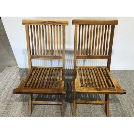 SECONDE MAIN - Lot de 2 chaises en teck huilé