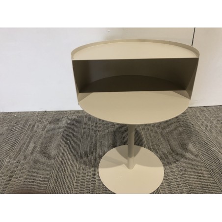 Round side table in beige steel, D35cm | Agathe Collection