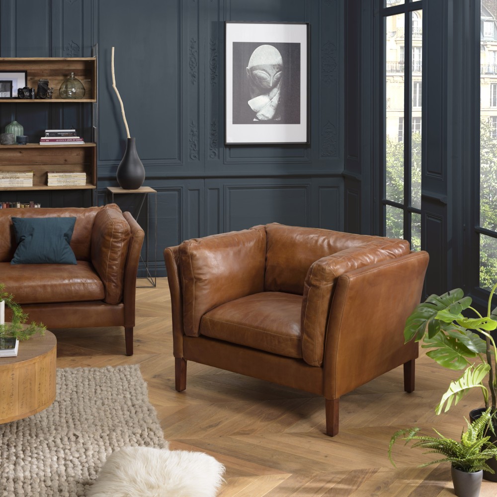 Fauteuil vintage en cuir marron OCTAVE MILANO Fauteuil vintage en cuir marron OCTAVE MILANO